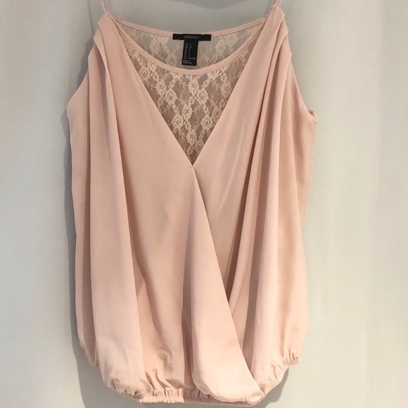 DateNight// H&M | Lace V Neck Tank Top - Picture 3 of 5